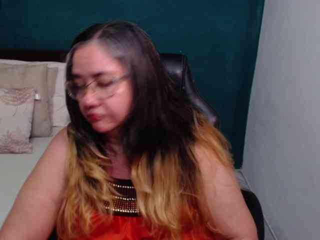 scarlett-dubois webcam