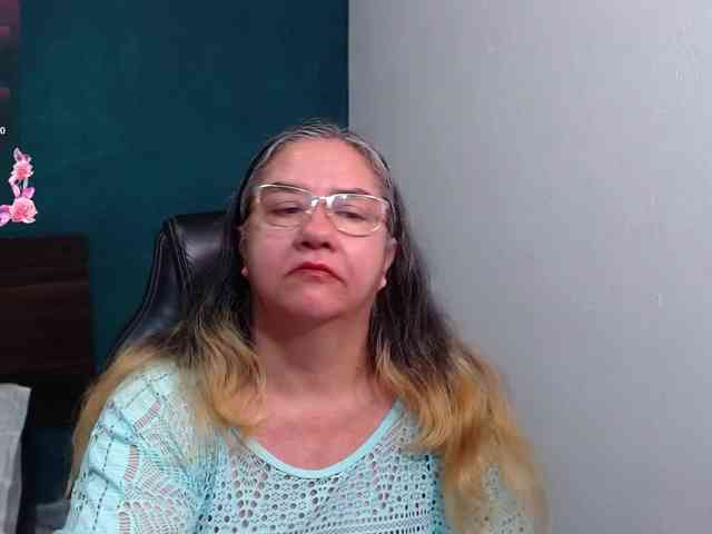 scarlett-dubois webcam