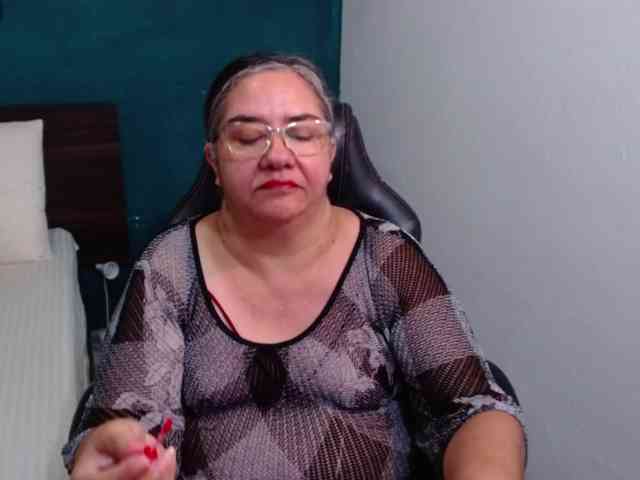 scarlett-dubois webcam