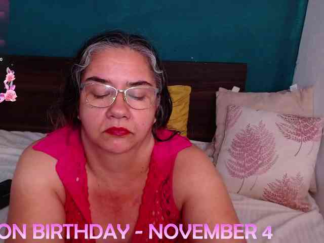 scarlett-dubois webcam