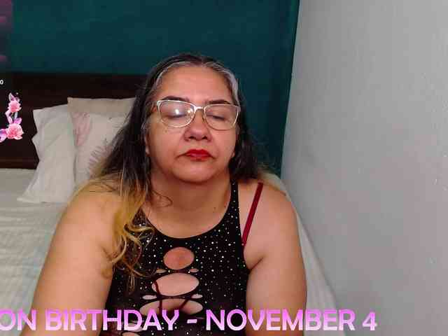 scarlett-dubois webcam