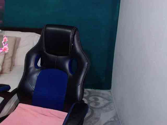 scarlett-dubois scarlett-dubois