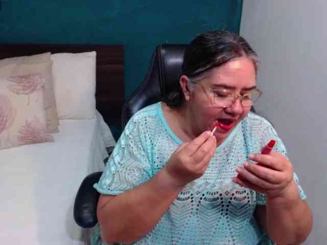 scarlett-dubois webcam