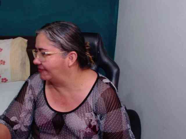 scarlett-dubois webcam