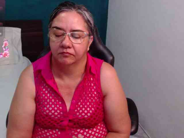 scarlett-dubois webcam