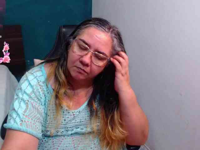 scarlett-dubois scarlett-dubois