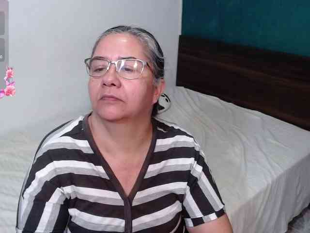 scarlett-dubois webcam