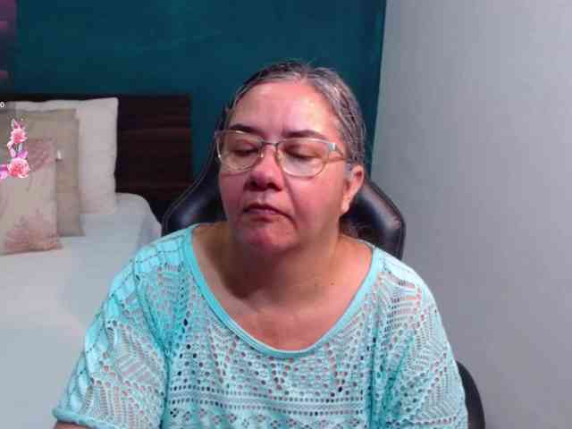 scarlett-dubois webcam