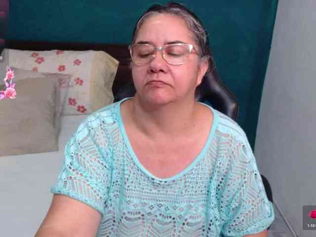 scarlett-dubois webcam