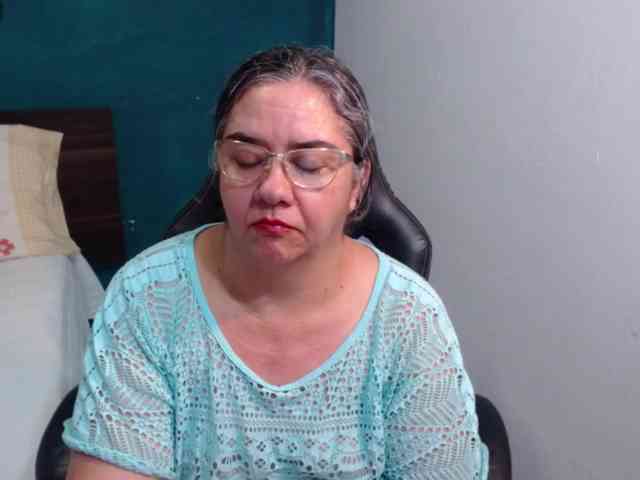 scarlett-dubois webcam