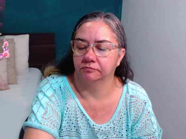 scarlett-dubois webcam