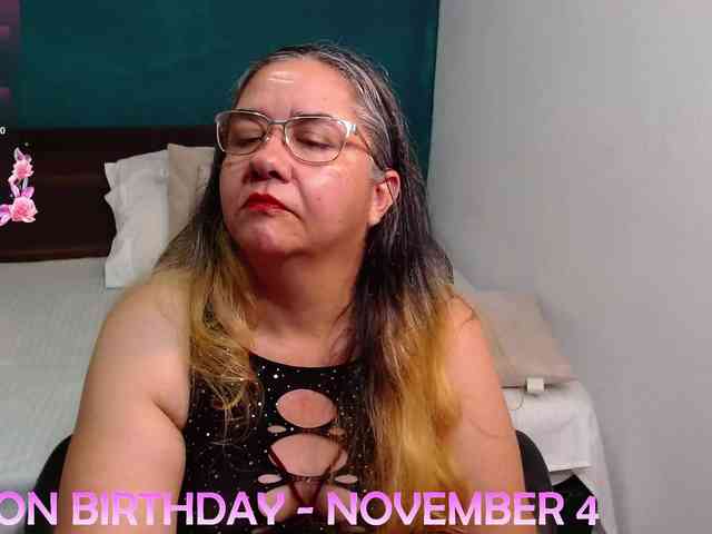 scarlett-dubois webcam