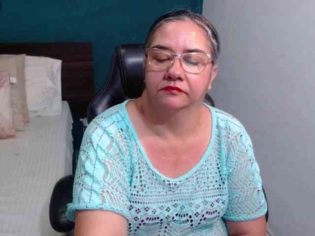 scarlett-dubois webcam