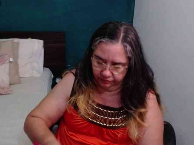 scarlett-dubois webcam