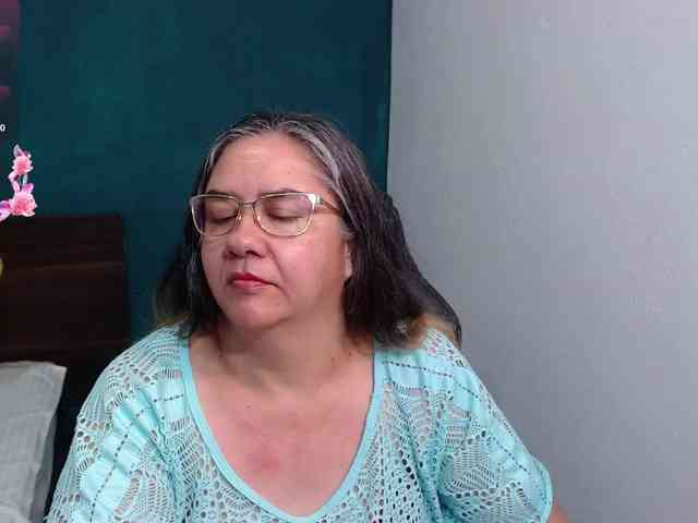 scarlett-dubois webcam