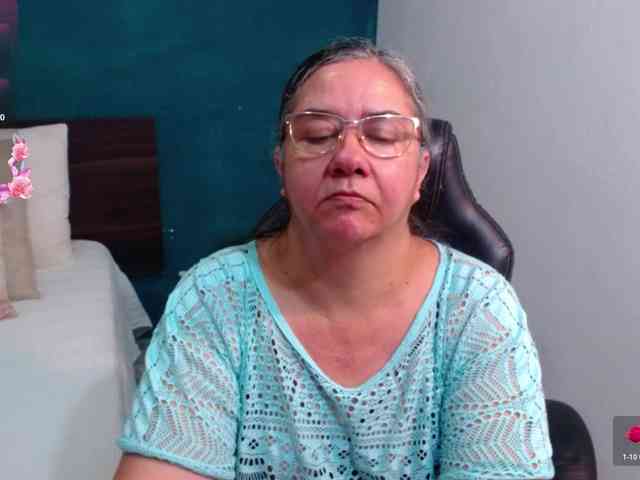 scarlett-dubois webcam