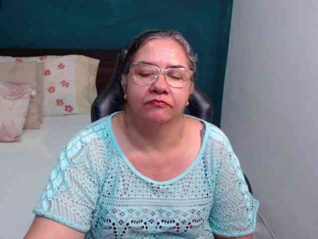 scarlett-dubois webcam