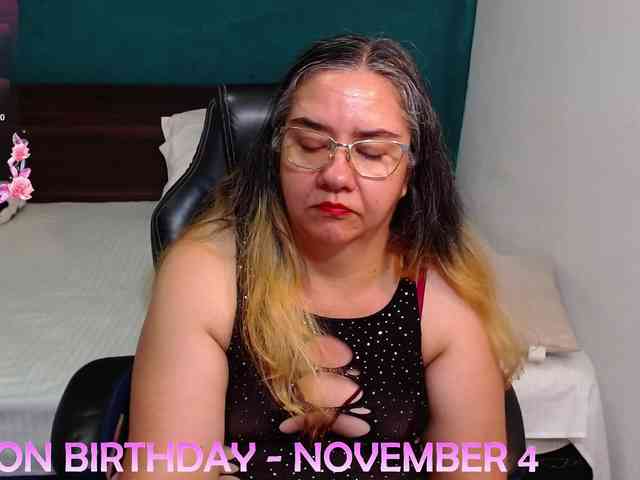 scarlett-dubois webcam