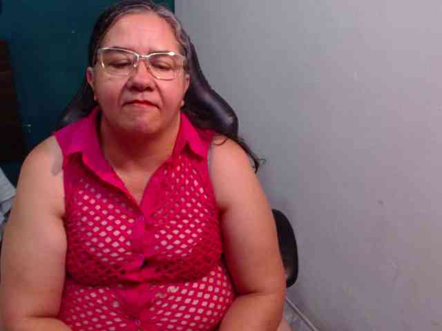 scarlett-dubois webcam