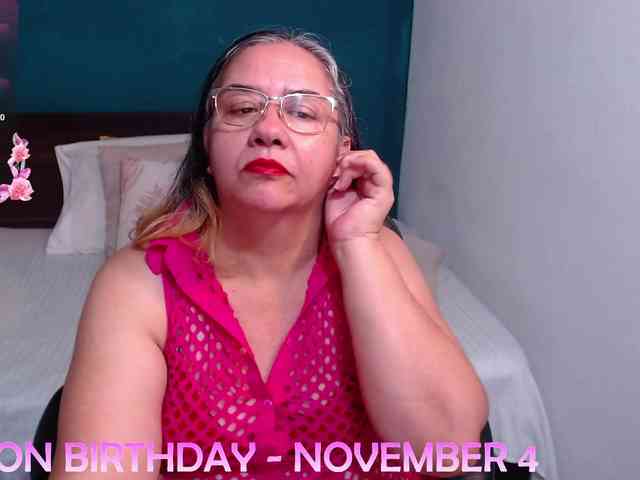 scarlett-dubois webcam