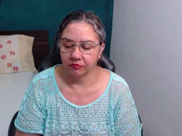 scarlett-dubois webcam