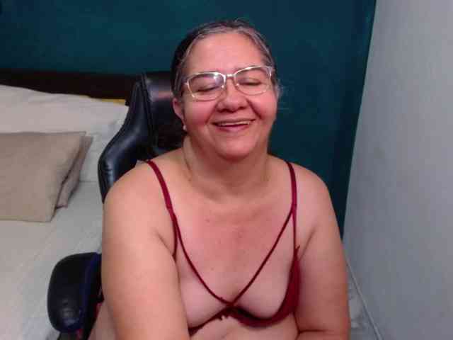 scarlett-dubois webcam