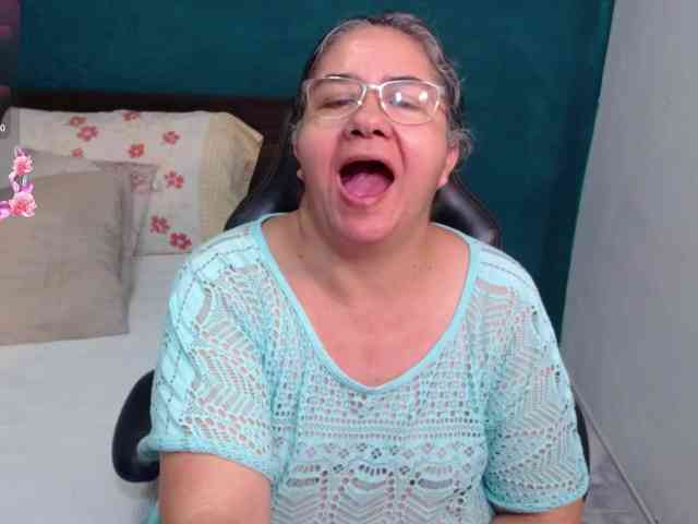 scarlett-dubois webcam