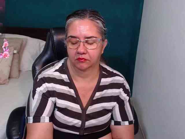 scarlett-dubois webcam