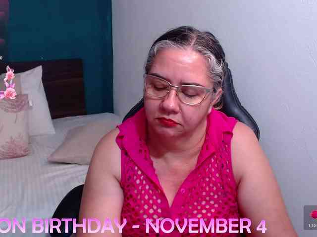 scarlett-dubois webcam