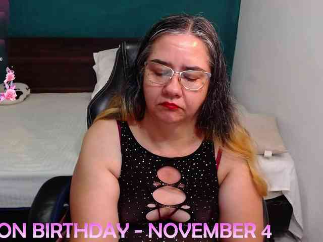 scarlett-dubois webcam