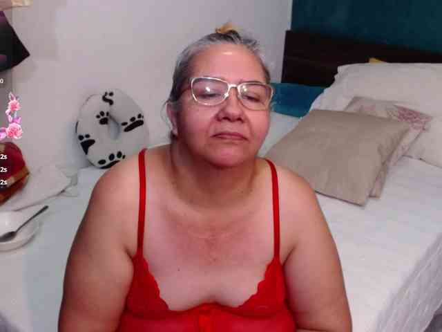 scarlett-dubois webcam