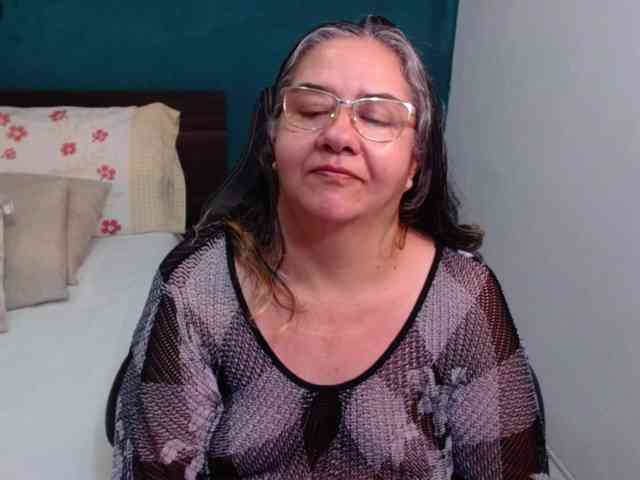 scarlett-dubois webcam