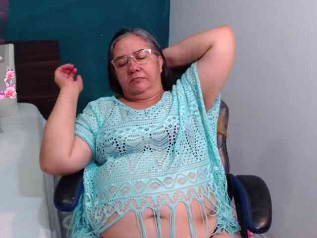 scarlett-dubois webcam