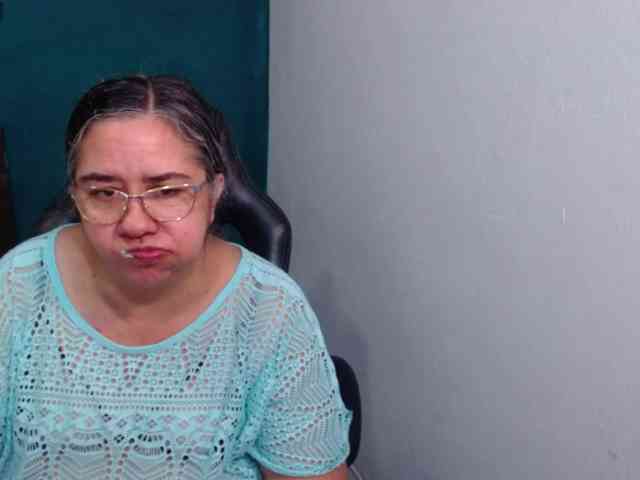 scarlett-dubois webcam