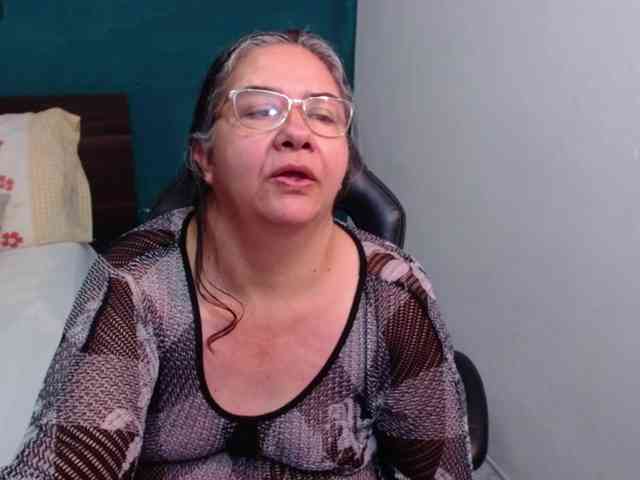 scarlett-dubois webcam