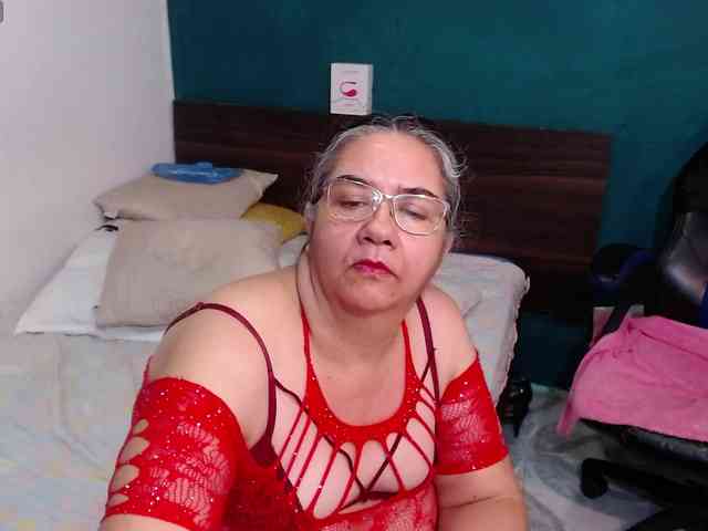 scarlett-dubois webcam