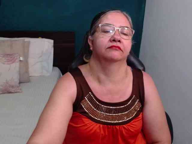 scarlett-dubois webcam