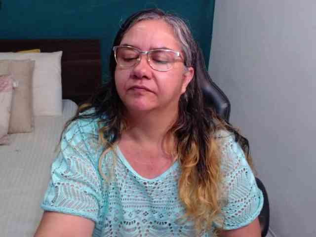 scarlett-dubois webcam