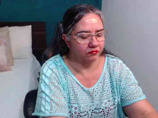 scarlett-dubois webcam