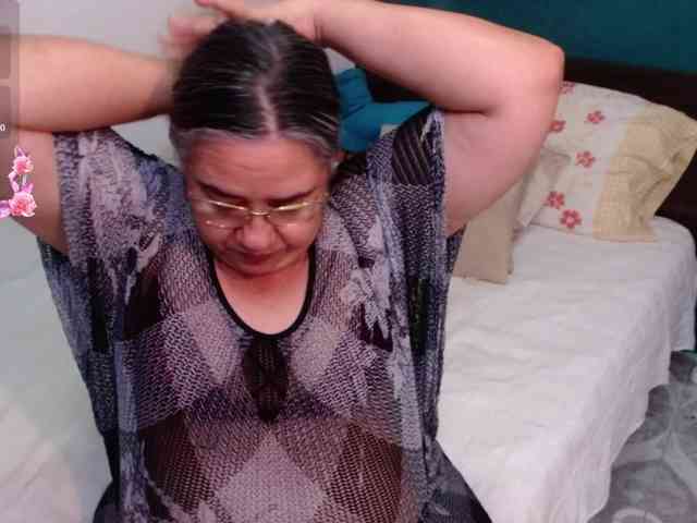 scarlett-dubois webcam