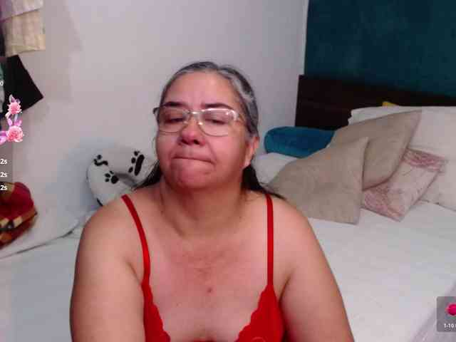 scarlett-dubois scarlett-dubois