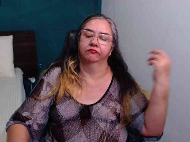 scarlett-dubois webcam