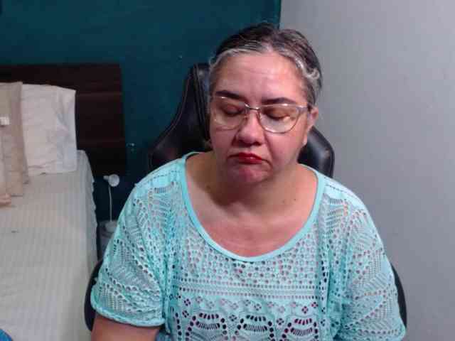 scarlett-dubois webcam