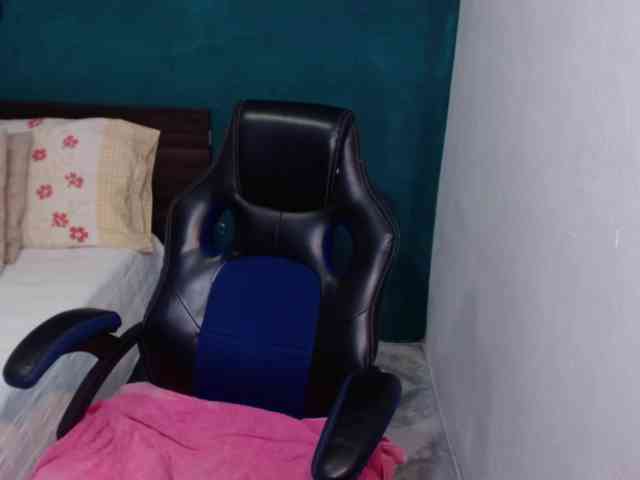 scarlett-dubois scarlett-dubois