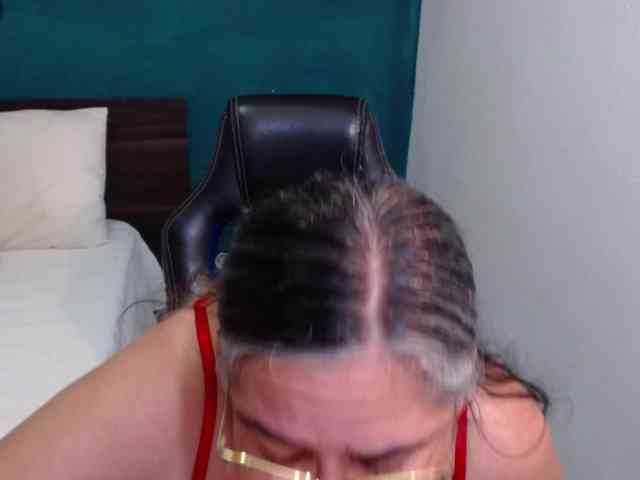 scarlett-dubois webcam