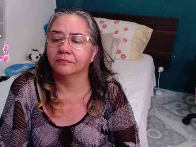 scarlett-dubois scarlett-dubois