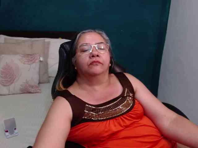 scarlett-dubois webcam