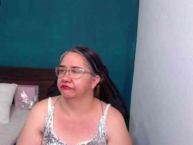 scarlett-dubois webcam