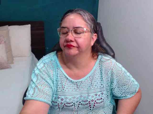 scarlett-dubois webcam