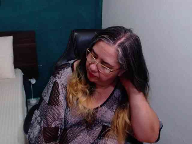 scarlett-dubois webcam